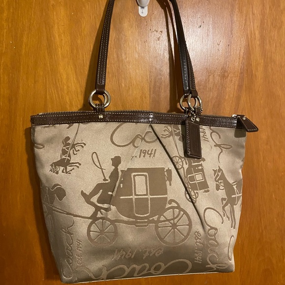 Coach Signature Tan and Brown Graphic Satin Horse Carriage Vintage Tote. - Picture 1 of 7